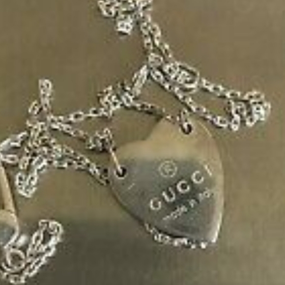 GUCCI ITALIAN LUXURY 925 STERLING SILVER NECKLACE comes with original packaging - Picture 4 of 7